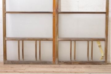 アンティーク建具　レトロ　ノスタルジックな雰囲気漂うガラス戸2枚セット(引き戸)(R-072920)