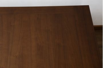 中古　カリモク家具(karimoku)　domani(ドマーニ)　Excel-Life(エクセルライフ)　ウォールナット材　直線のシルエットが印象的なダイニングテーブル(食卓、作業台、机、4人掛け、6人掛け)(定価約56万円)(R-072925)