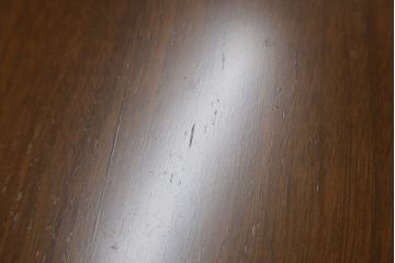 中古　カリモク家具(karimoku)　domani(ドマーニ)　Excel-Life(エクセルライフ)　ウォールナット材　直線のシルエットが印象的なダイニングテーブル(食卓、作業台、机、4人掛け、6人掛け)(定価約56万円)(R-072925)