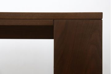 中古　カリモク家具(karimoku)　domani(ドマーニ)　Excel-Life(エクセルライフ)　ウォールナット材　直線のシルエットが印象的なダイニングテーブル(食卓、作業台、机、4人掛け、6人掛け)(定価約56万円)(R-072925)