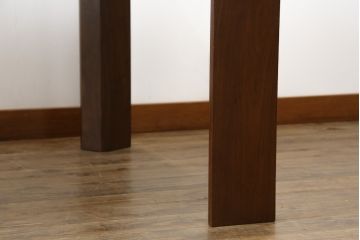 中古　カリモク家具(karimoku)　domani(ドマーニ)　Excel-Life(エクセルライフ)　ウォールナット材　直線のシルエットが印象的なダイニングテーブル(食卓、作業台、机、4人掛け、6人掛け)(定価約56万円)(R-072925)