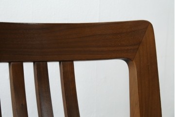 中古　カリモク家具(karimoku)　domani(ドマーニ)　Excel-Life(エクセルライフ)　ウォールナット材　シンプルなデザインが美しいダイニングチェア2脚セット　定価(2脚合計)約26万円　(R-072926)