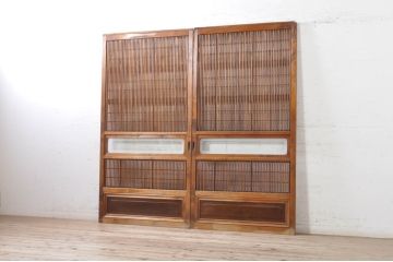 アンティーク建具　腰板欅(ケヤキ)材　風情のある佇まいが魅力的な裏障子付き格子戸2枚セット(引き戸、障子戸、ガラス帯戸)(R-072929)