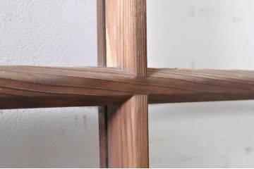 アンティーク建具　古い木味が魅力的なマス目(升目)のガラス戸2枚セット(格子戸、引き戸)(R-072932)