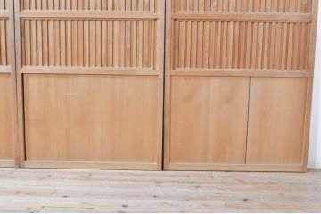 アンティーク建具　美しい木味が魅力的な無双戸4枚セット(引き戸、板戸、格子戸)(R-072935)