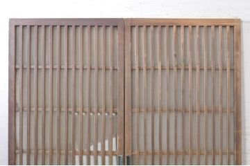 アンティーク建具　和の雰囲気が魅力的な格子入り玄関戸2枚セット(引き戸、ガラス戸、格子戸)(R-072936)