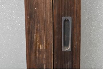 アンティーク建具　懐かしい雰囲気漂うしっかりとした枠のガラス戸2枚セット(引き戸)(R-072937)
