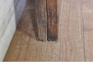 アンティーク建具　懐かしい雰囲気漂うしっかりとした枠のガラス戸2枚セット(引き戸)(R-072937)