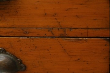 和製アンティーク　横に並べても使える!!　引き出し18杯　レトロな見た目と収納力が魅力的な収納箪笥　(R-072954)