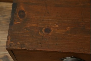 和製アンティーク　レトロな雰囲気溢れる収納箪笥　(R-072956)