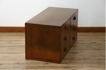 和製アンティーク　レトロな雰囲気溢れる収納箪笥　(R-072956)