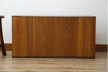 和製アンティーク　レトロな雰囲気溢れる収納箪笥　(R-072957)