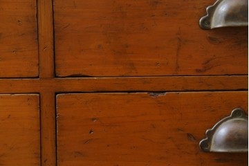 和製アンティーク　レトロな雰囲気溢れる収納箪笥　(R-072957)