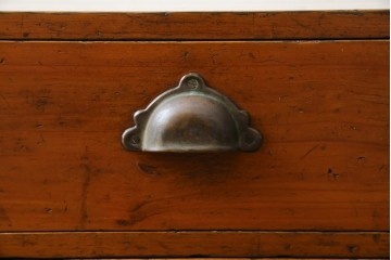 和製アンティーク　レトロな雰囲気溢れる収納箪笥　(R-072957)