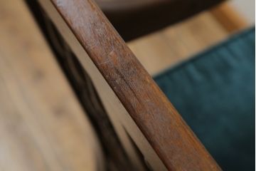 中古　松本民芸家具　洋館に似合う佇まいのD型布張り椅子(アームチェア、1人掛けソファ)(R-072965)