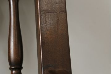 中古　松本民芸家具　洋館に似合う佇まいのD型布張り椅子(アームチェア、1人掛けソファ)(R-072966)