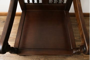 中古　松本民芸家具　洋館に似合う佇まいのD型布張り椅子(アームチェア、1人掛けソファ)(R-072966)