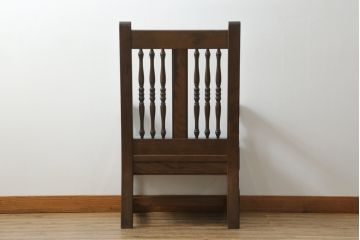 中古　松本民芸家具　洋館に似合う佇まいのD型布張り椅子(アームチェア、1人掛けソファ)(R-072966)