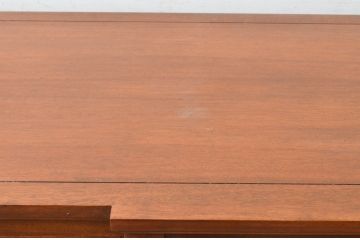 中古　DREXEL HERITAGE(ドレクセルヘリテイジ)　Triune(トライユン)　クラシカルな佇まいのサイドボード(サイドキャビネット、リビングボード、収納棚)(R-072968)