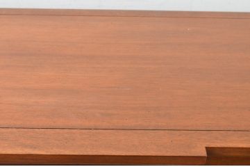 中古　DREXEL HERITAGE(ドレクセルヘリテイジ)　Triune(トライユン)　クラシカルな佇まいのサイドボード(サイドキャビネット、リビングボード、収納棚)(R-072968)