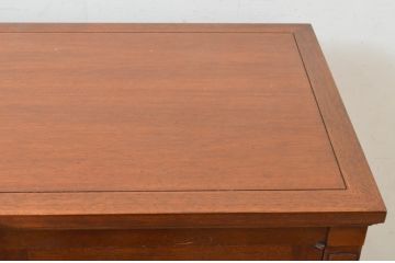 中古　DREXEL HERITAGE(ドレクセルヘリテイジ)　Triune(トライユン)　クラシカルな佇まいのサイドボード(サイドキャビネット、リビングボード、収納棚)(R-072968)