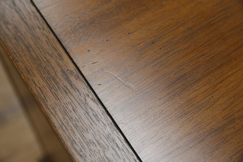 中古　DREXEL HERITAGE(ドレクセルヘリテイジ)　Triune(トライユン)　クラシカルな佇まいのサイドボード　(R-072968)