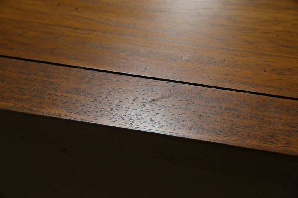 中古　DREXEL HERITAGE(ドレクセルヘリテイジ)　Triune(トライユン)　クラシカルな佇まいのサイドボード　(R-072968)