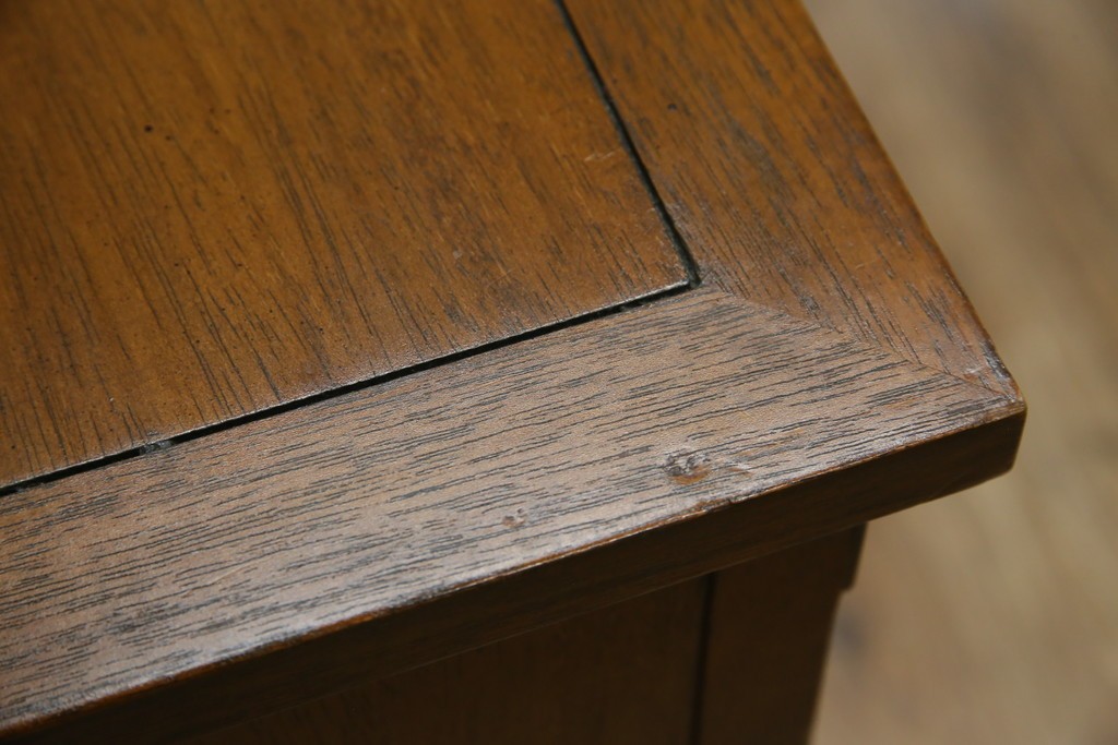 中古　DREXEL HERITAGE(ドレクセルヘリテイジ)　Triune(トライユン)　クラシカルな佇まいのサイドボード　(R-072968)