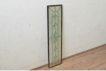 未使用品　青ダイヤ(あおダイヤ)　デットストック品のステンドグラス(建具、ドア、窓、照明、衝い立て、衝立、つい立て)(定価約7万5千円)(R-072986)