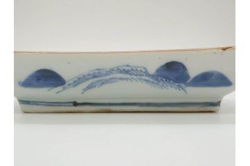 江戸後期〜幕末　伊万里　染付　約21cm　6.7寸　大胆に描かれた山水図に魅了される長皿3枚セット(角皿、和皿、和食器、六寸七分)(R-073016)