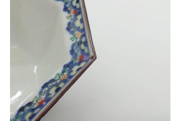 江戸期　古伊万里　柿右衛門手　竹梅図の色絵が可愛らしい向付3客セット(小鉢、八角、和食器)(R-073018)