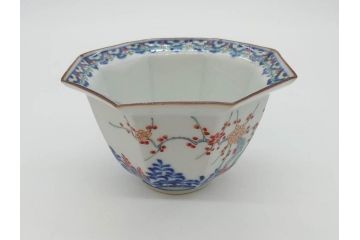 江戸期　古伊万里　柿右衛門手　竹梅図の色絵が可愛らしい向付3客セット(小鉢、八角、和食器)(R-073018)