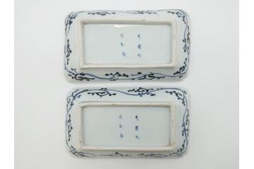江戸期　大明成化年製　古伊万里　染付　蛸唐草　松竹梅文　約21cm　6.7寸　意匠を凝らしたデザインが素敵な長皿2枚セット(角皿、和皿、和食器、六寸七分)(R-073026)