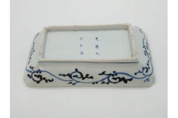 江戸期　大明成化年製　古伊万里　染付　蛸唐草　松竹梅文　約21cm　6.7寸　意匠を凝らしたデザインが素敵な長皿2枚セット(角皿、和皿、和食器、六寸七分)(R-073026)