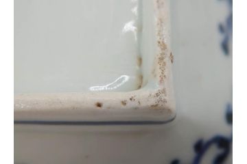 江戸期　大明成化年製　古伊万里　染付　蛸唐草　松竹梅文　約21cm　6.7寸　意匠を凝らしたデザインが素敵な長皿2枚セット(角皿、和皿、和食器、六寸七分)(R-073026)