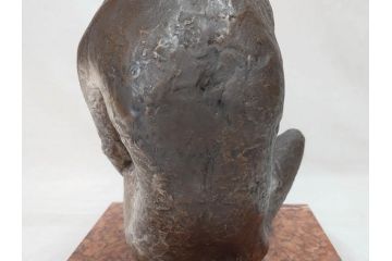 無銘　裸婦像　高さ約35cm　重量約10.52kg　意匠を凝らしたつくりにこだわりが感じられるブロンズ像(置物、オブジェ、女性像、箱なし)(R-073029)