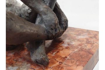 無銘　裸婦像　高さ約35cm　重量約10.52kg　意匠を凝らしたつくりにこだわりが感じられるブロンズ像(置物、オブジェ、女性像、箱なし)(R-073029)