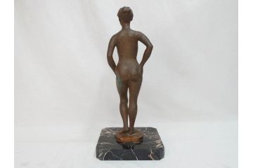 千野茂　裸婦像　高さ約48.5cm　重量約9.08kg　なめらかな曲線が美しいブロンズ像(置物、オブジェ、女性像、箱なし)(R-073030)