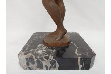 千野茂　裸婦像　高さ約48.5cm　重量約9.08kg　なめらかな曲線が美しいブロンズ像(置物、オブジェ、女性像、箱なし)(R-073030)