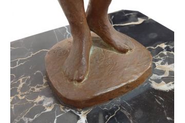 千野茂　裸婦像　高さ約48.5cm　重量約9.08kg　なめらかな曲線が美しいブロンズ像(置物、オブジェ、女性像、箱なし)(R-073030)