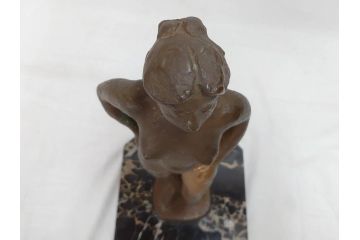 千野茂　裸婦像　高さ約48.5cm　重量約9.08kg　なめらかな曲線が美しいブロンズ像(置物、オブジェ、女性像、箱なし)(R-073030)