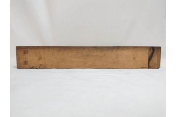 黒柿材　和の趣を感じさせる渋い佇まいの炉縁(茶道具、木箱付き)(R-073033)