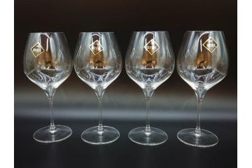 未使用品　オーストリア　RIEDEL(リーデル)　ヴィノム　250周年記念　ピノ・ノワール　ネッビオーロ　上品な佇まいが魅力のグラス4客セット(ワイン、箱付き)(R-073036)