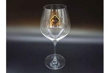 未使用品　オーストリア　RIEDEL(リーデル)　ヴィノム　250周年記念　ピノ・ノワール　ネッビオーロ　上品な佇まいが魅力のグラス4客セット(ワイン、箱付き)(R-073036)