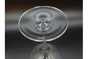 未使用品　オーストリア　RIEDEL(リーデル)　ヴィノム　250周年記念　ピノ・ノワール　ネッビオーロ　上品な佇まいが魅力のグラス4客セット(ワイン、箱付き)(R-073036)