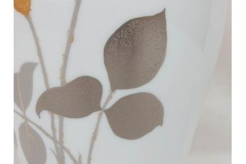 大倉陶園(OKURA、OAC)　金蝕バラ　モダンなデザインで気品溢れる花器(OKURA CHINA、エッチング、金くさらし、花瓶、花入、フラワーベース、ケース付き)(R-073037)