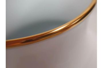大倉陶園(OKURA、OAC)　金蝕バラ　モダンなデザインで気品溢れる花器(OKURA CHINA、エッチング、金くさらし、花瓶、花入、フラワーベース、ケース付き)(R-073037)