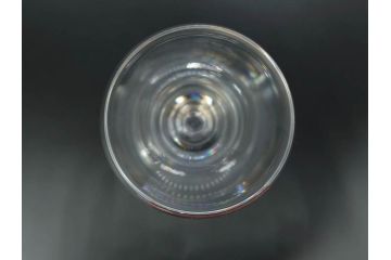 未使用品　オーストリア　RIEDEL(リーデル)　ヴィノム　エクストリーム　美しいフォルムが気品漂うグラス4客セット(シャンパーニュ、箱付き)(R-073038)
