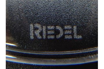 未使用品　オーストリア　RIEDEL(リーデル)　ヴィノム　エクストリーム　美しいフォルムが気品漂うグラス4客セット(シャンパーニュ、箱付き)(R-073038)