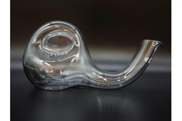 未使用品　オーストリア　RIEDEL(リーデル)　エスカルゴ　職人による繊細な技法とデザインが美しいデカンタ(デキャンタ、酒器、箱付き)(R-073039)